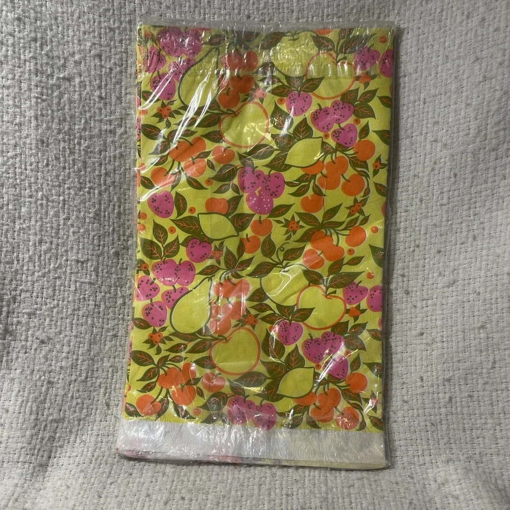 Gibson Paper Table Cover Cloth 54 X 88